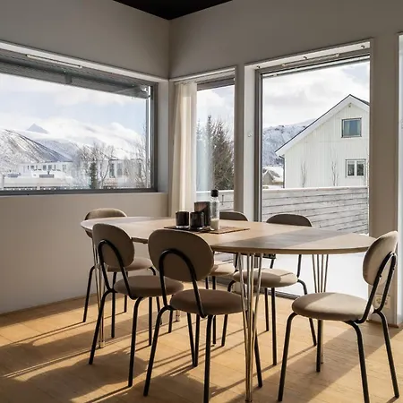 North Estate City House Tromso Exterior photo